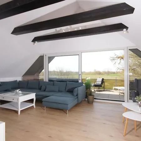 Apartman For Up To 11 People