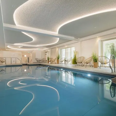 For Up To 11 People Apartman Grömitz